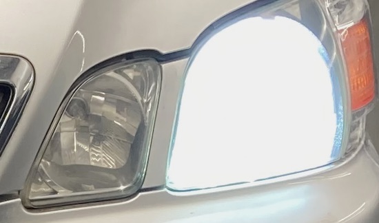 ヘッドライトhidとled どっちが良い 明るさ比較と交換時の注意点 快適car生活